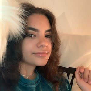 Meet your Posher, Brianna